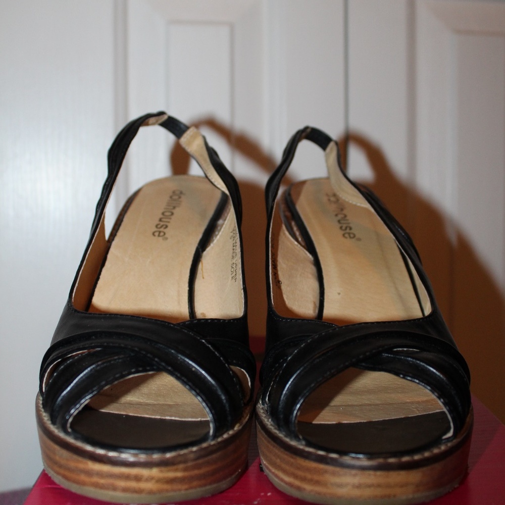 Womens sandals